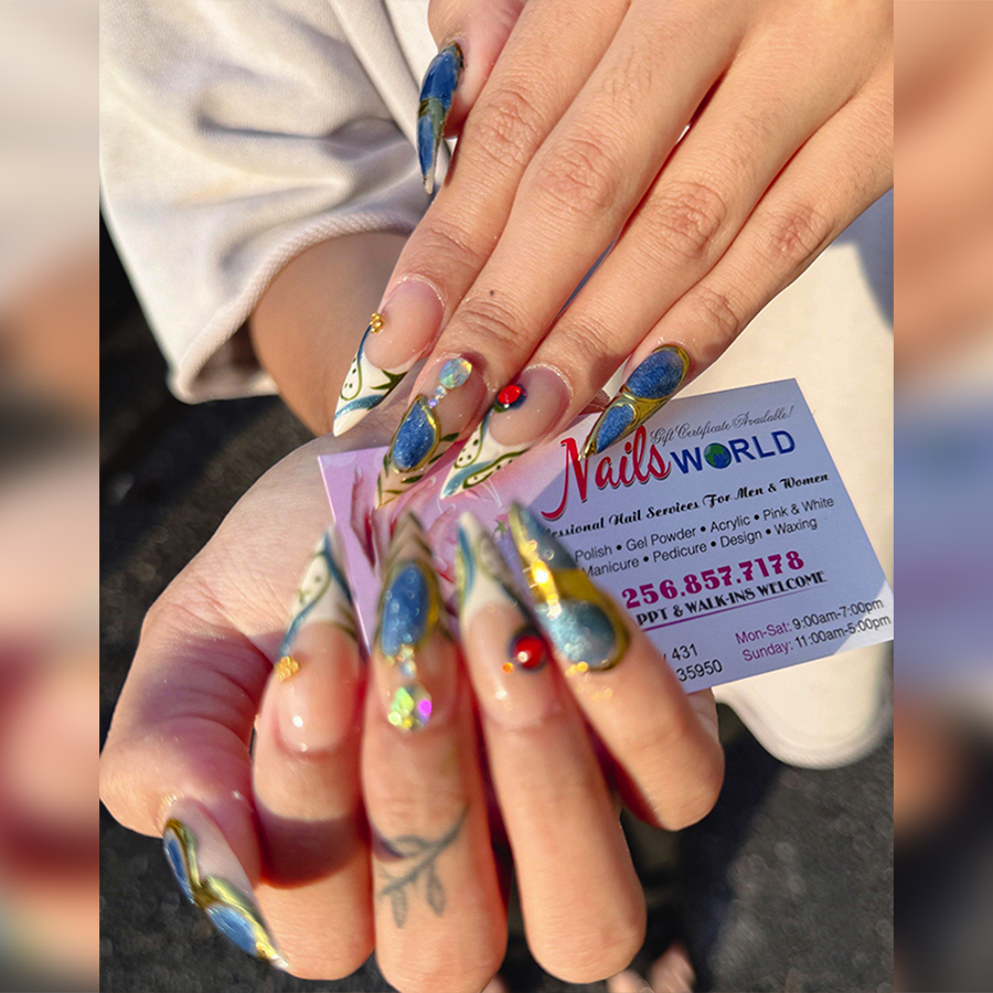 Nails World
